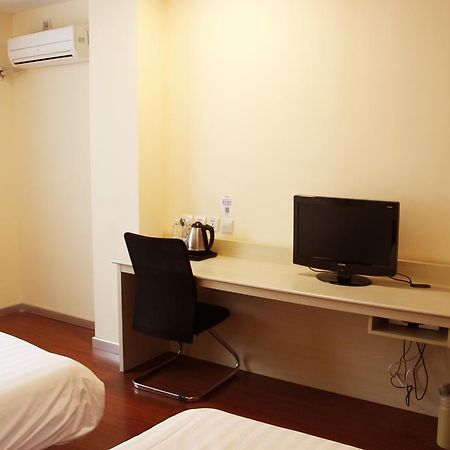 Hanting Hotel Ji'Nan Jiefang Road 2Nd Jinan Room photo